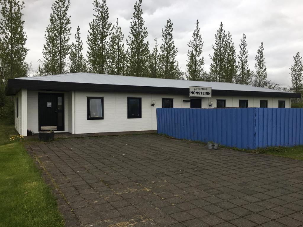 Árnes Nonsteinn Guesthouse מראה חיצוני תמונה